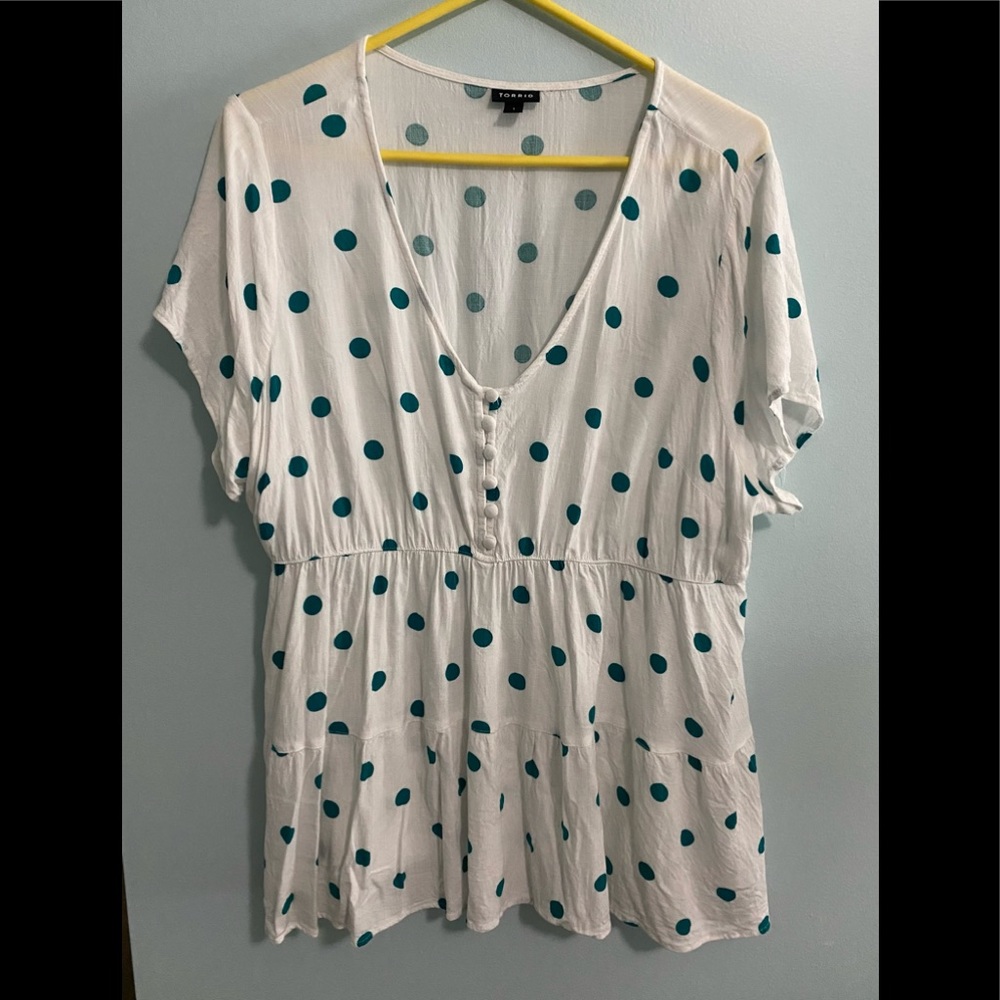 Torrid short sleeved shirt